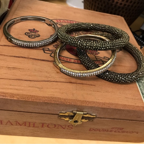 Vintage Bracelet Bundle of 4 - Picture 3 of 16